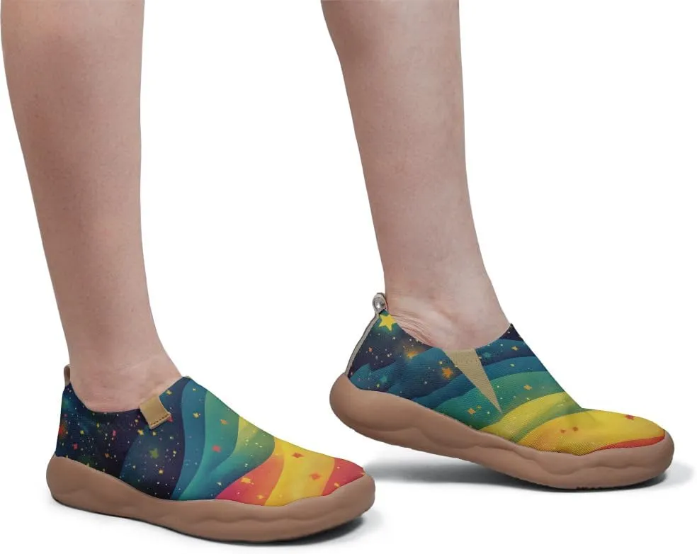 Women's Art Travel Shoes Slip-on Loafers Comfortable, Light and Fashionable Knitted Sneakers