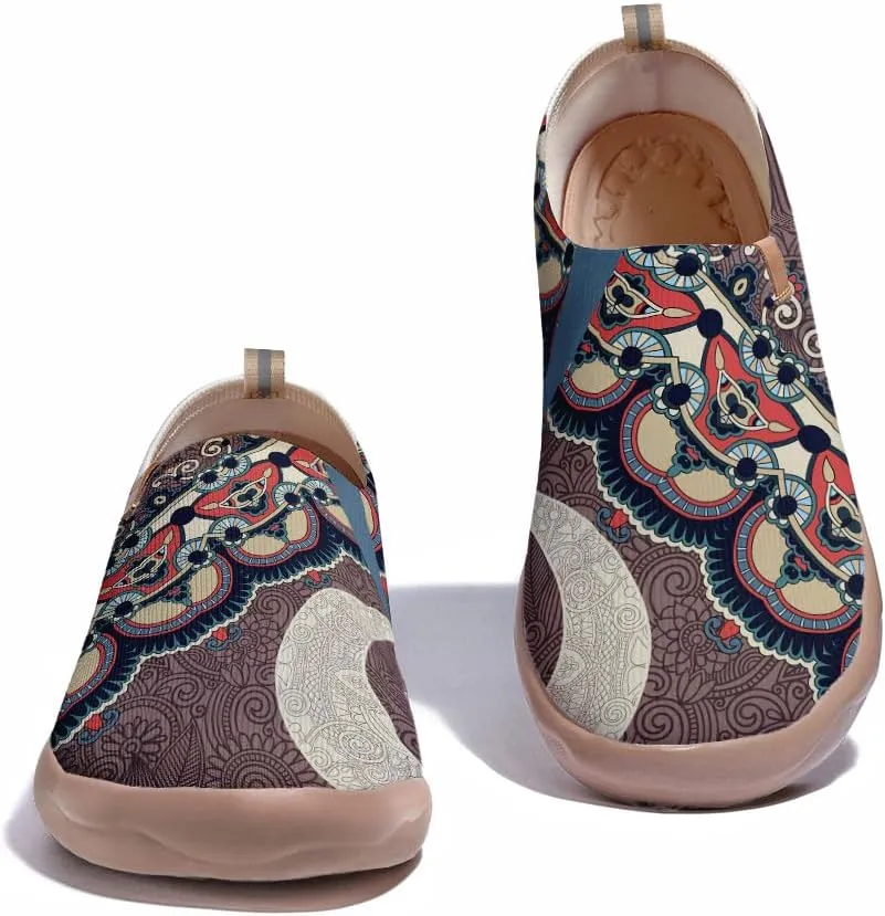 Women's Knitted Slip-on Loafers Comfortable, Light and Fashionable Sneakers Art Painted Travel Shoes