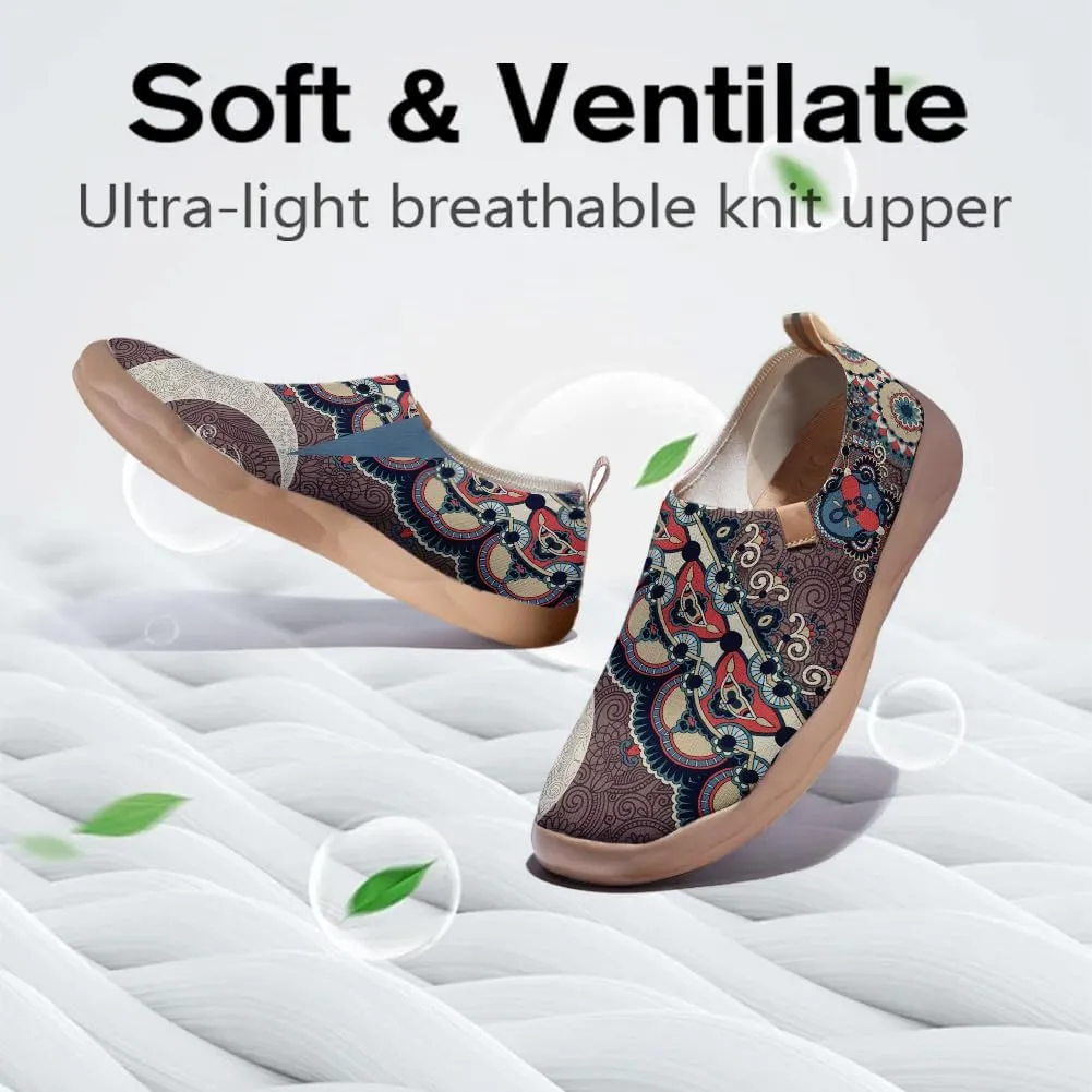 Women's Knitted Slip-on Loafers Comfortable, Light and Fashionable Sneakers Art Painted Travel Shoes
