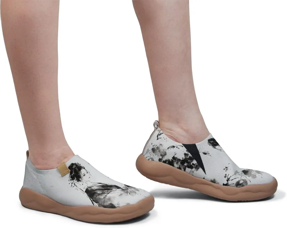 Women's Knitted Slip-on Loafers Comfortable, Light and Fashionable Sneakers Art Painted Travel Shoes