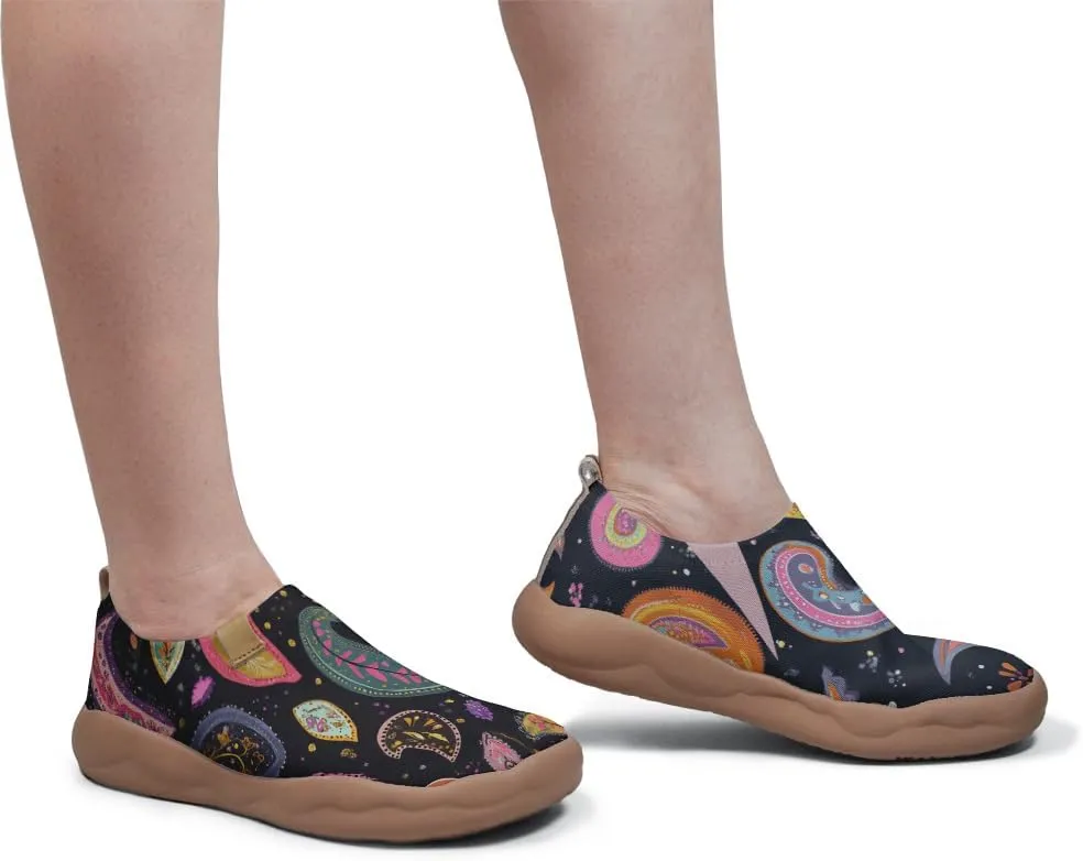Women's Knitted Slip-on Loafers Comfortable, Light and Fashionable Sneakers Art Painted Travel Shoes